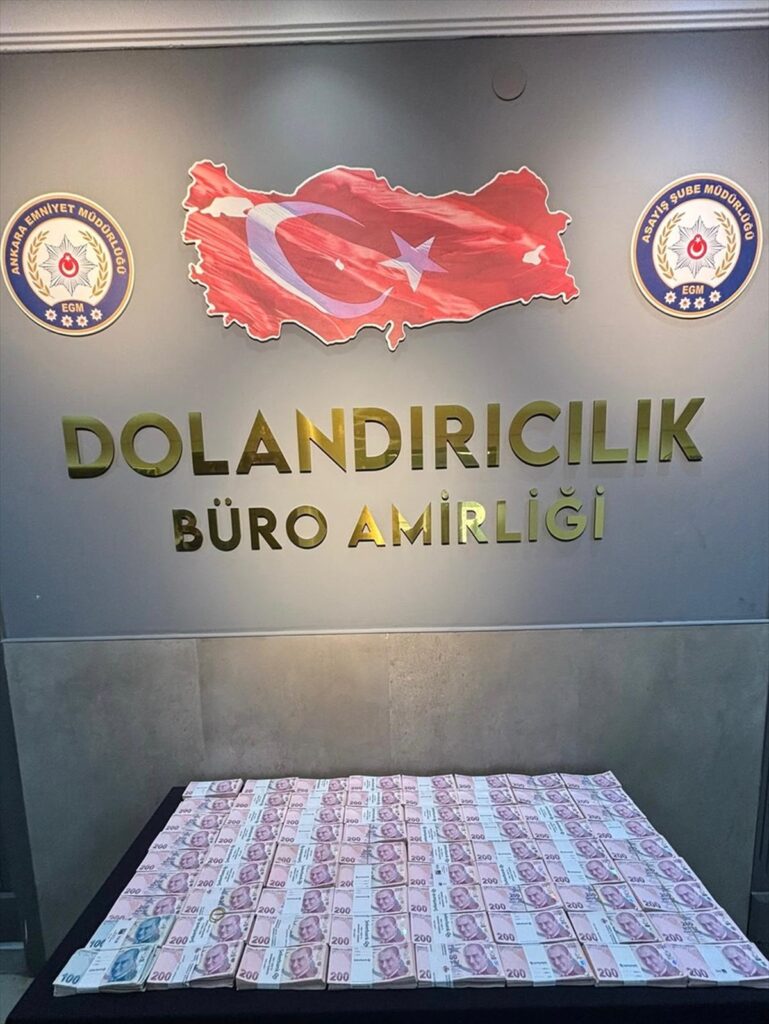 12 şüpheli Ankara’da yürütülen üç dolandırıcılık soruşturmasında tutuklandı